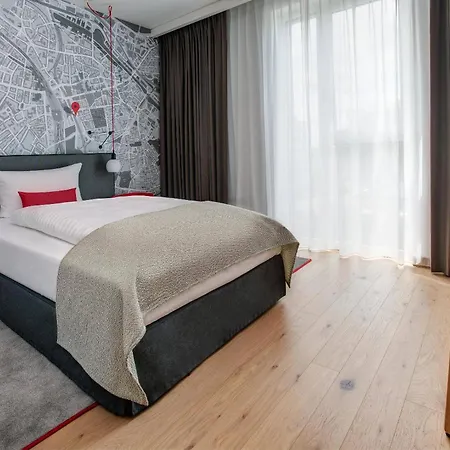 Intercityhotel 4*