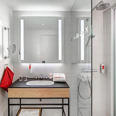 Hotel Intercityhotel 4*