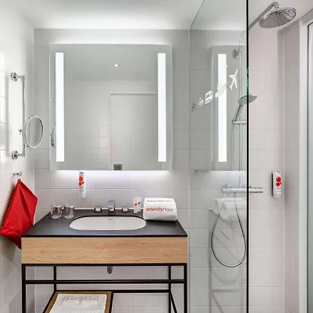 Hotel Intercityhotel 4*