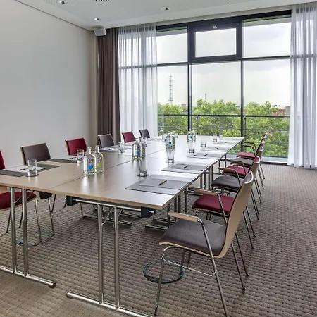 Hotel Intercityhotel 4*