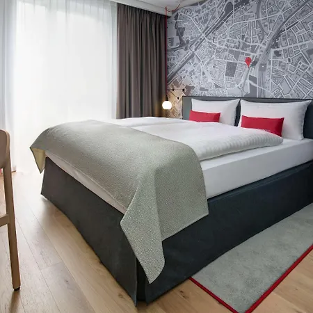 Intercityhotel Hotel 4*