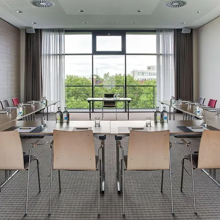 Intercityhotel Hotel 4*