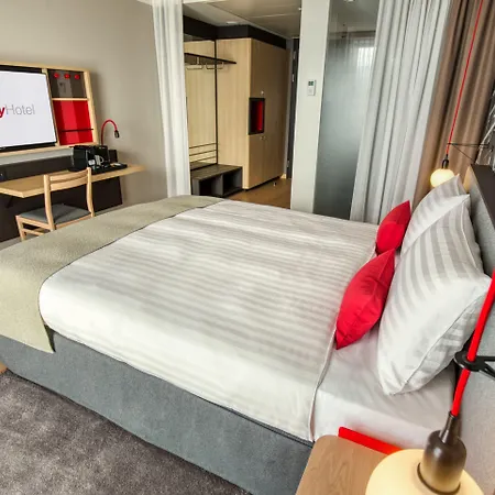 Hotel Intercityhotel 4*