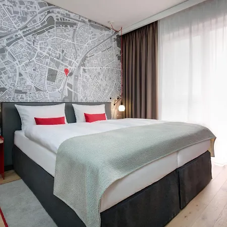 Hotell Intercityhotel 4*