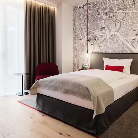 Hotell Intercityhotel 4*