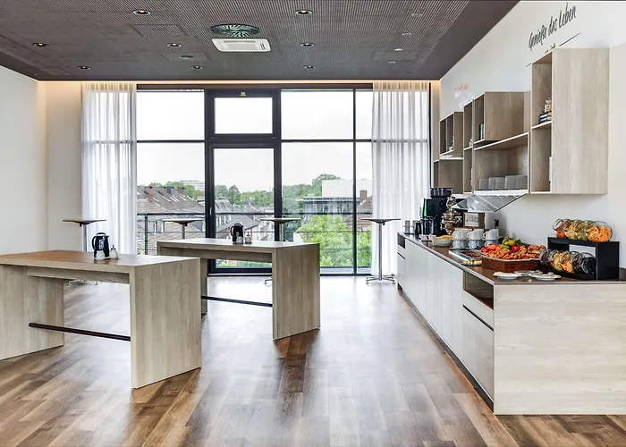 Intercityhotel 4* Duisburgo