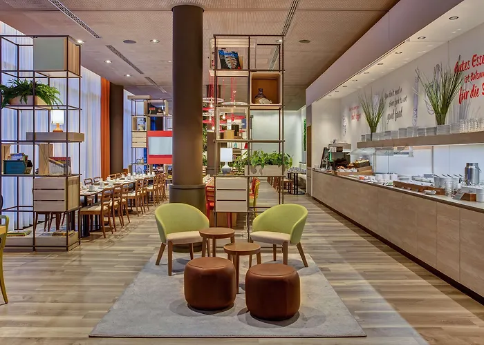 Hotel Intercityhotel 4*