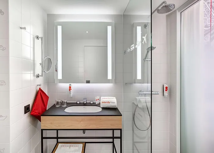 Intercityhotel Hotel 4*