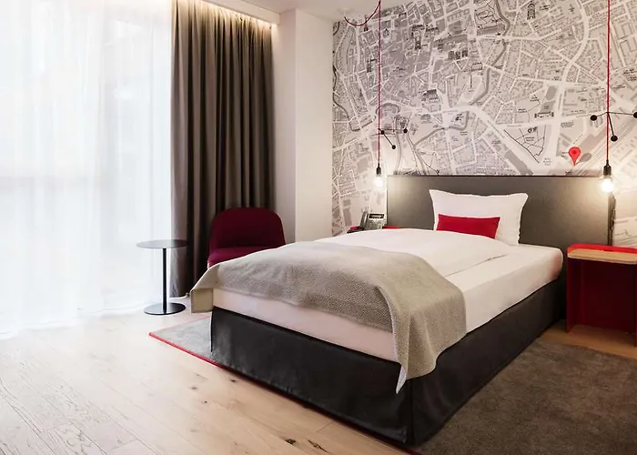 Hotel Intercityhotel 4*